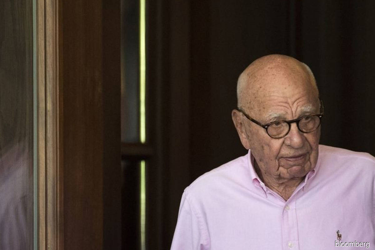 Murdoch ditches Fox, News Corp merger after investor objections