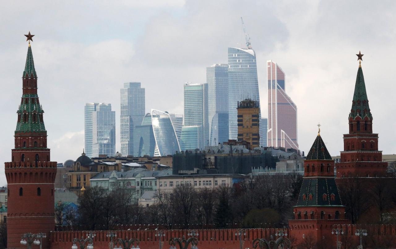 Russia discusses lifting some capital flow curbs to foster 'friendly' investment