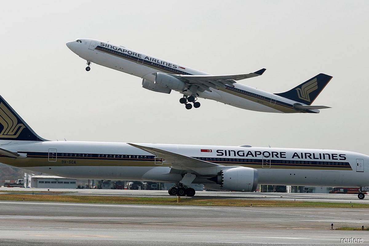 Singapore Airlines won’t fire pregnant flight attendants anymore