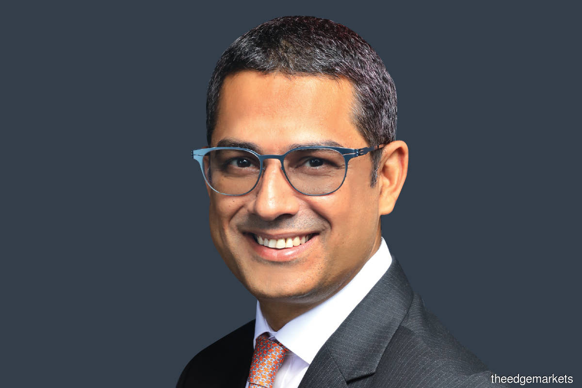 StanChart looks to affluent and personal banking for growth