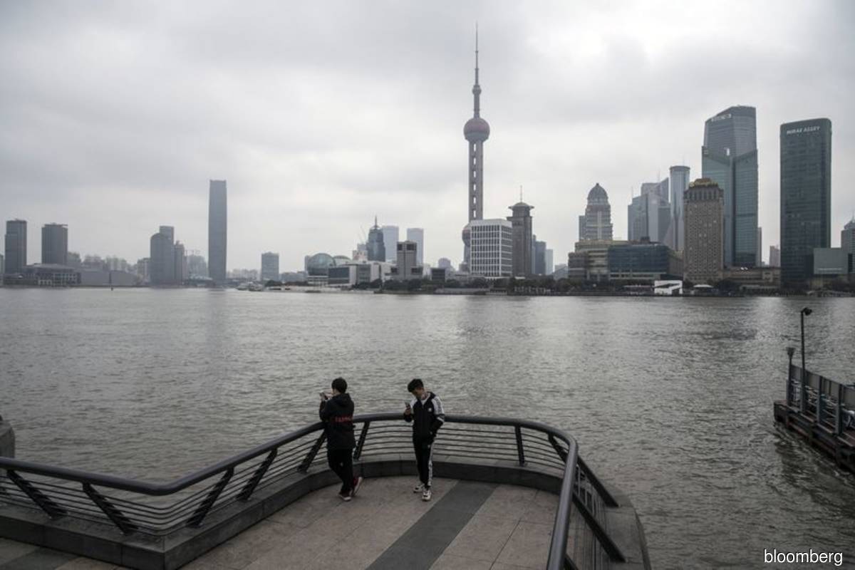 Shanghai to cancel most flights, shut schools due to typhoon