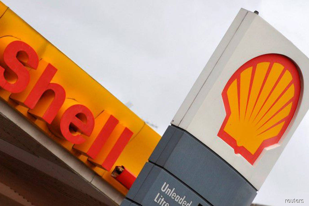 Royal Dutch Shell confirms delay in sale of Texas refinery to Mexico's Pemex