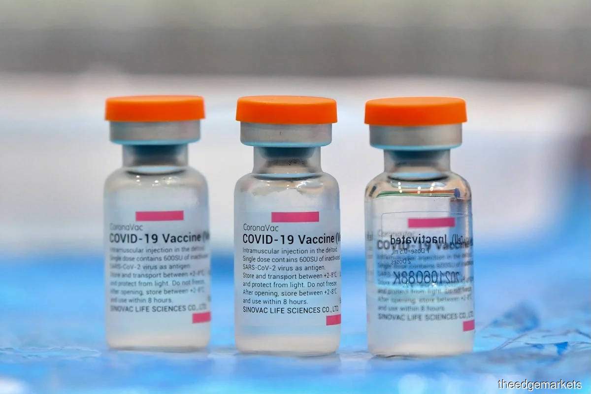 4.8 mil Sinovac recipients at risk of losing fully vaxxed status — report