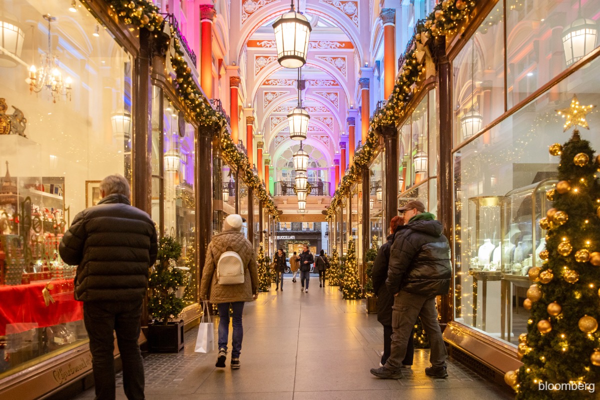 Slow UK November retail sales signal Christmas shopping won’t lift growth