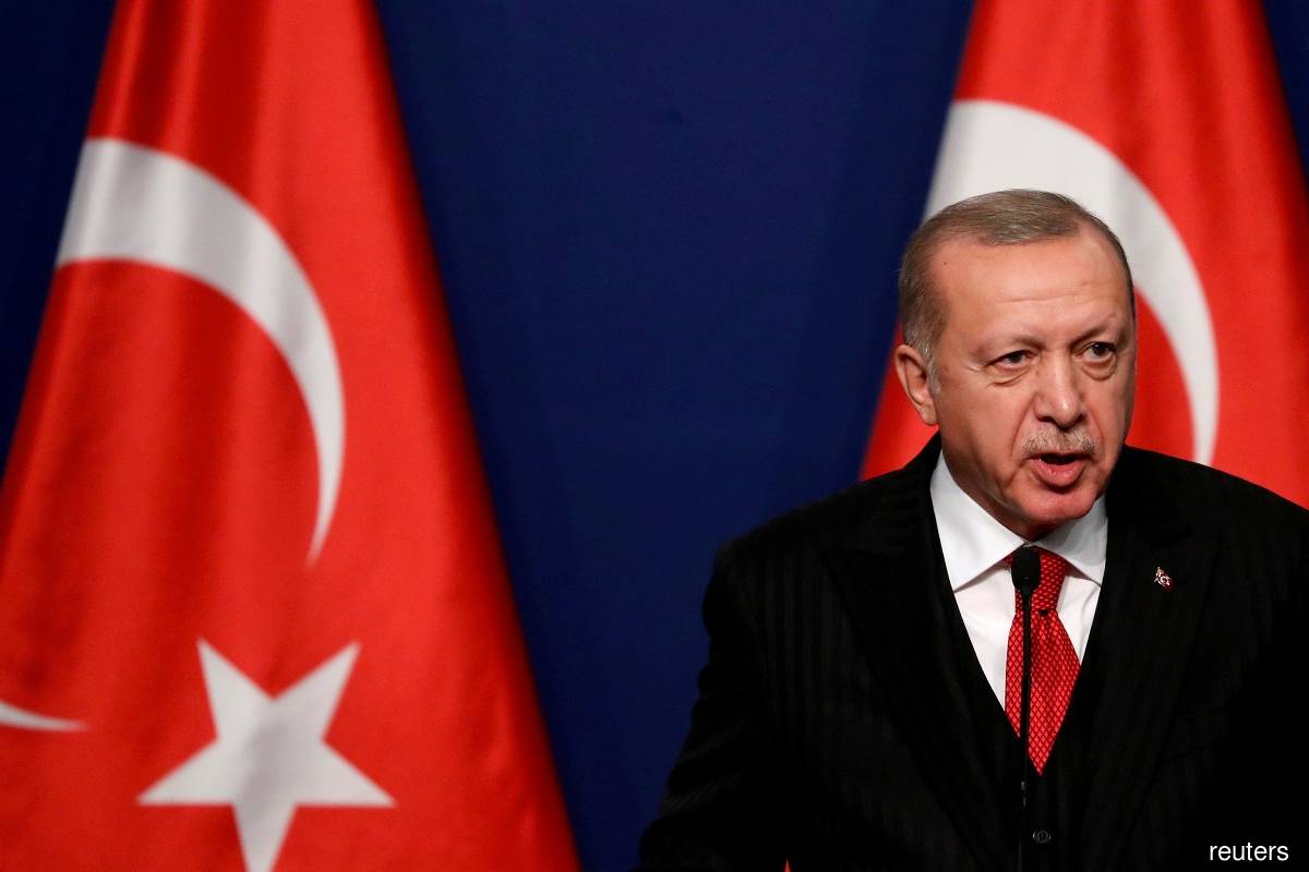 Erdogan says Turkey to launch military operations on its southern borders