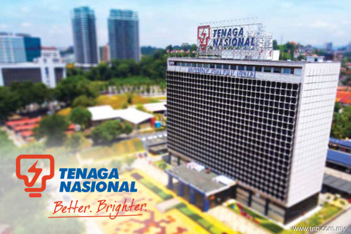 TNB donates cold storage containers to two hospitals in Kedah