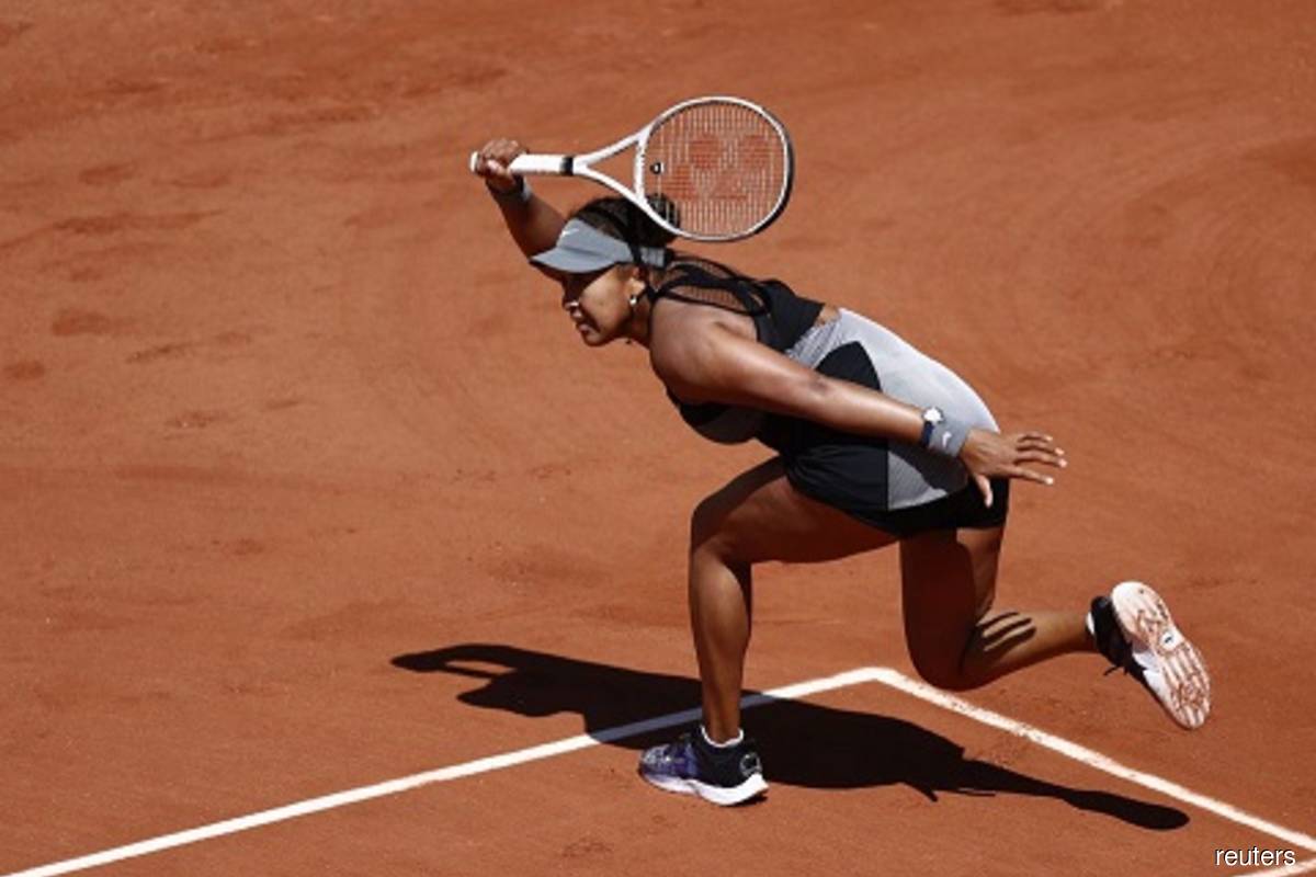 Osaka begins Roland Garros campaign with straight sets win