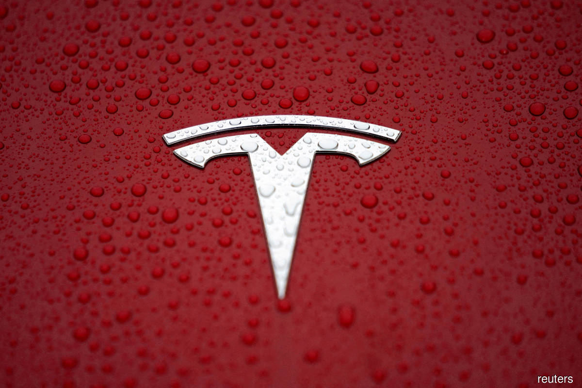 The China Passenger Car Association said Tesla sold 77,695 China-made vehicles in May.