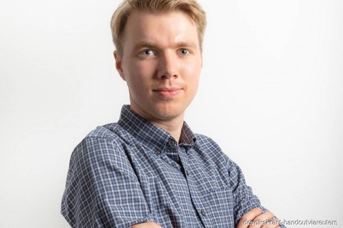 Russia expels Dutch journalist, second move against Western media since August