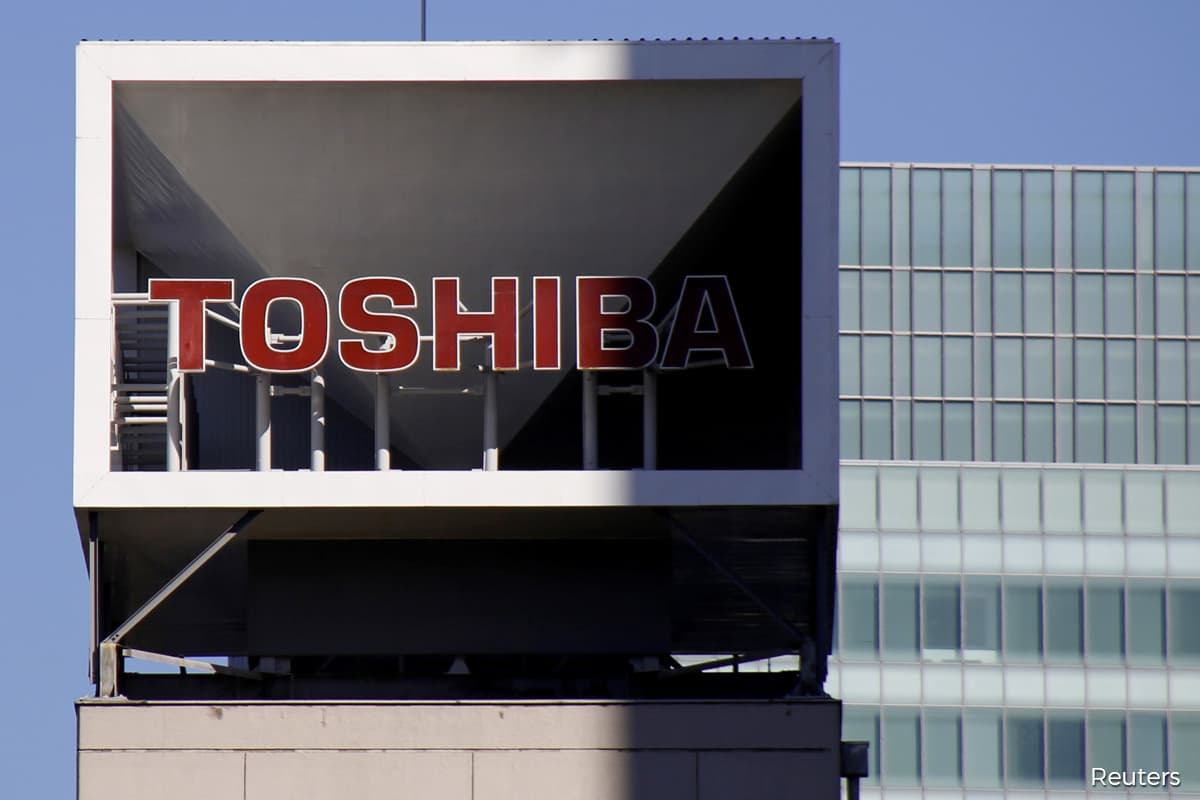 Toshiba shareholders vote for probe in landmark win for Japan corporate governance