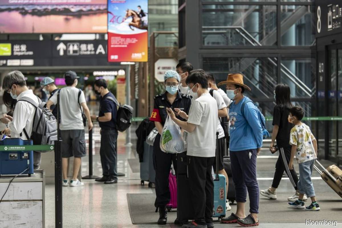 China’s air travel recovery hit as airlines scrap flights again