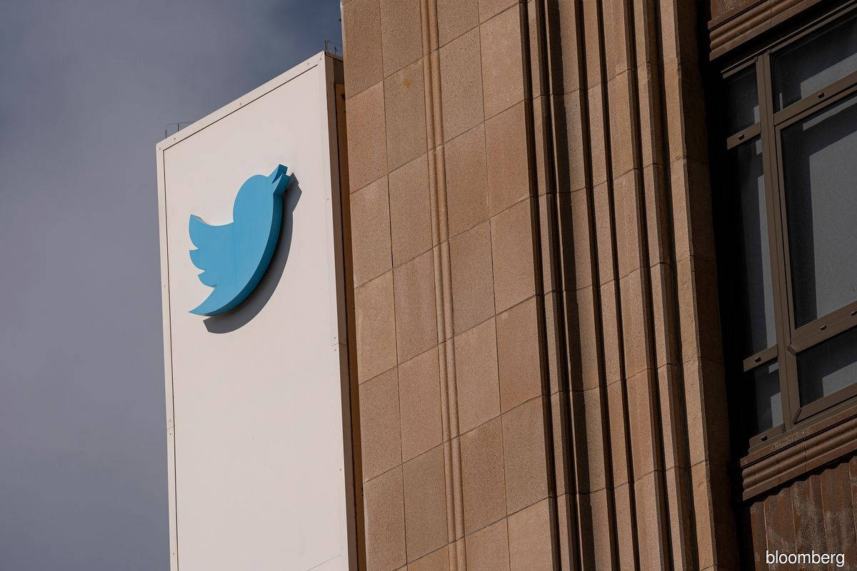 Twitter launches 'violent speech' policy