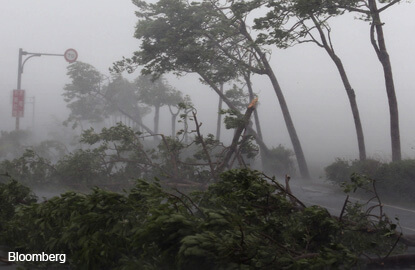 Typhoon Meranti leaves at least six dead, six missing in China