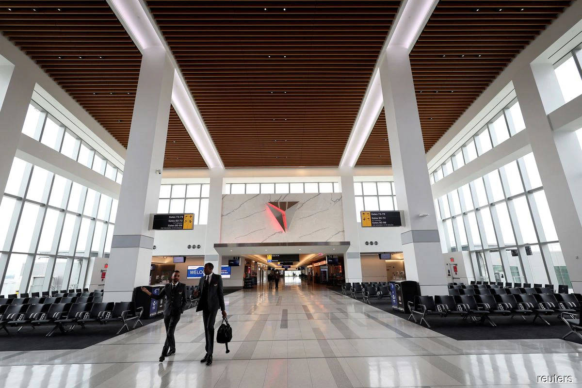 US awards US$968.6 million for airport terminal projects