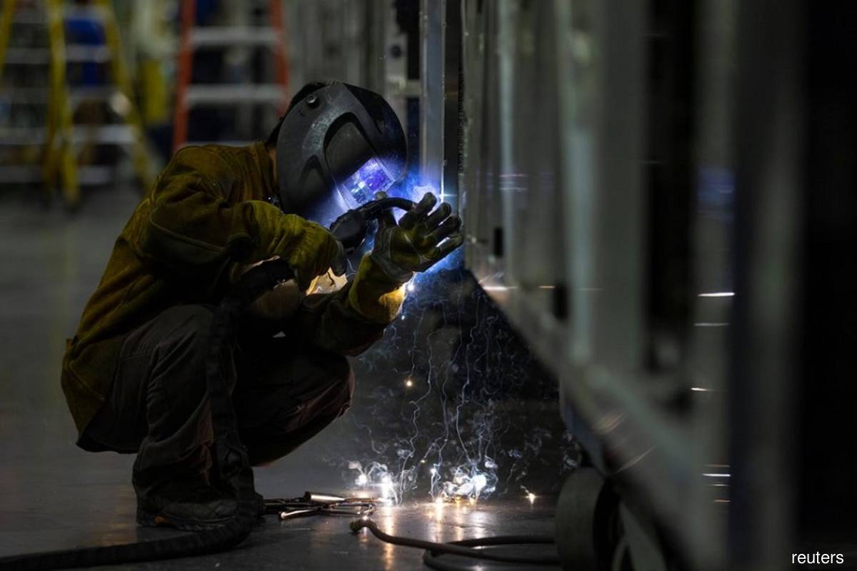 US manufacturing shows resilience despite rising interest rates