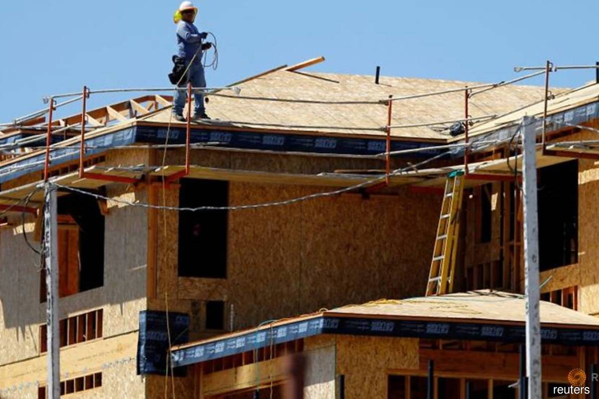 Cold weather chills new US home sales; current account deficit soars in 2020