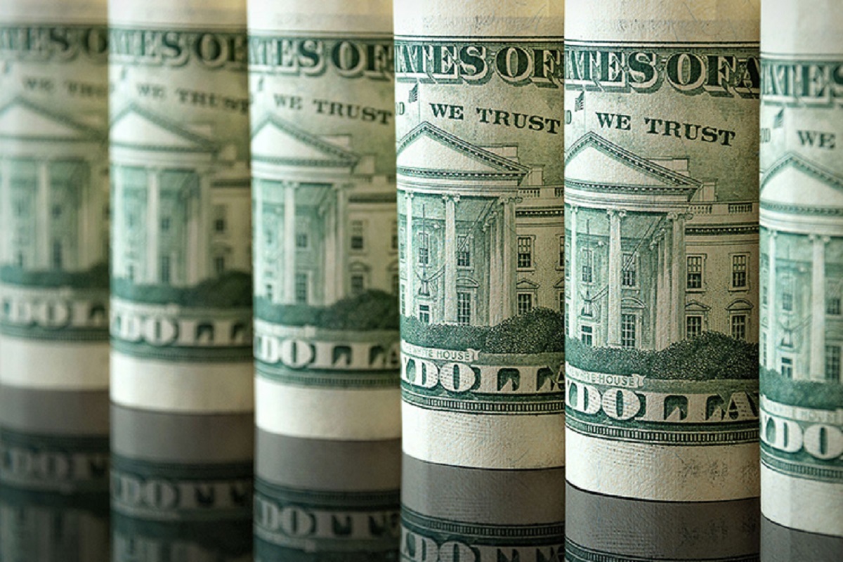 Clouds gather over battered dollar in US election aftermath