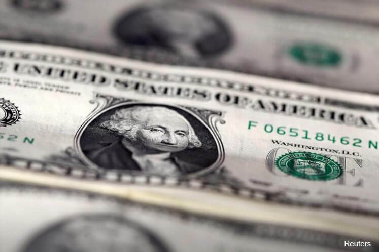 Dollar starts week on back foot, keeps above 4-mth lows