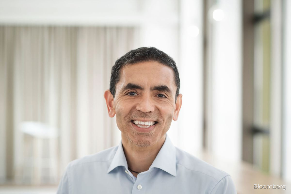 BioNTech founder vaults into world’s richest on 250% surge