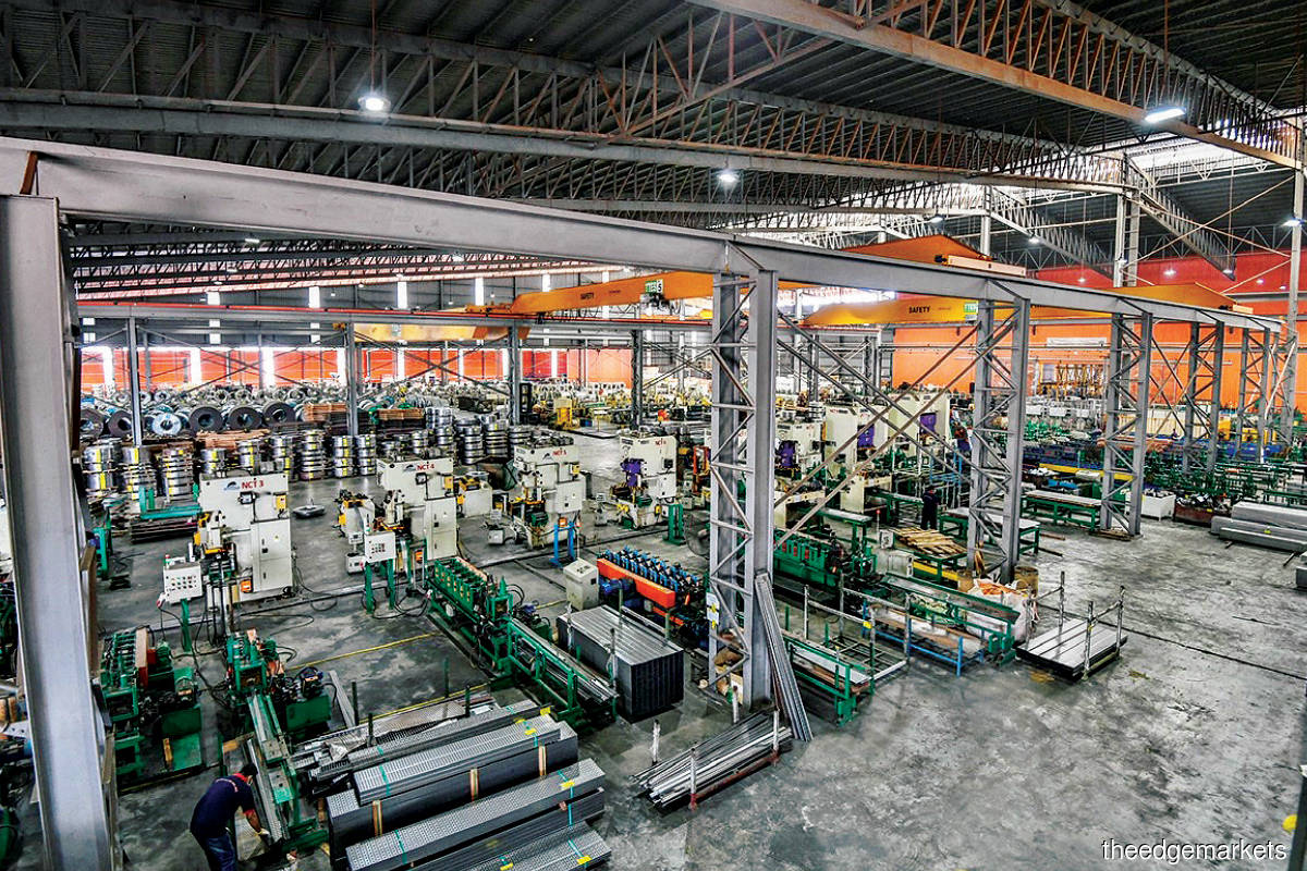 United U-Li’s manufacturing plant in Nilai, Negeri Sembilan. The group supplies cable support products to a wide range of industries, with the key focus areas being construction, power plants and water treatment plants. (Photo by Shahrill Basri/TheEdge)