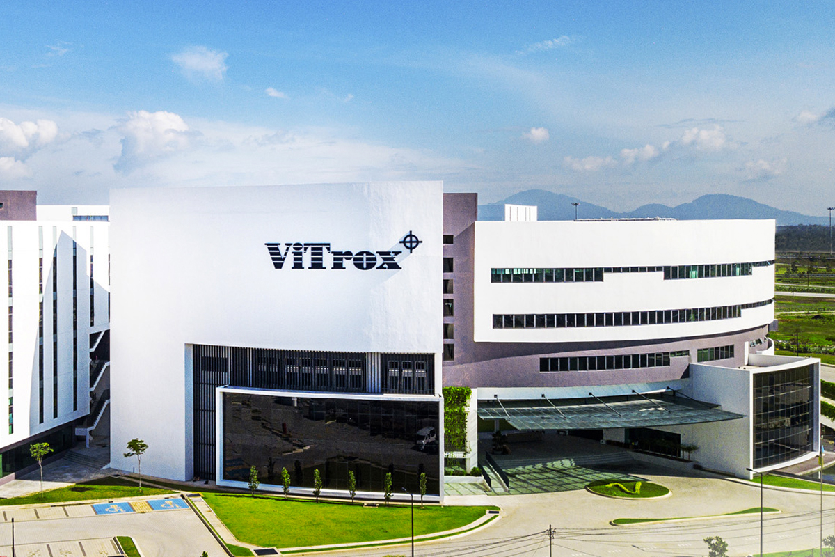 ViTrox rises as much as 3.2% after announcing bonus issue