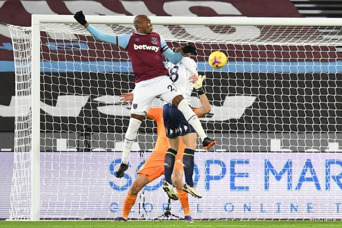 West Ham ride their luck to beat Aston Villa