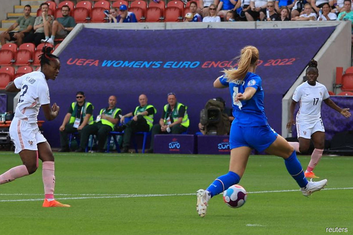 France score fastest goal of Women's Euro 2022 to knock Iceland out