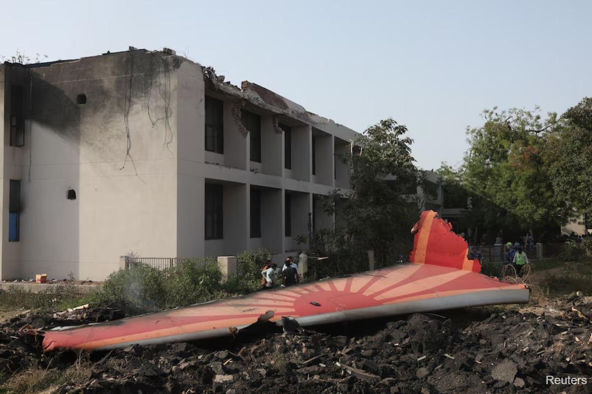 印度航空撞车事故使2025年最致命的多年航空旅行最致命