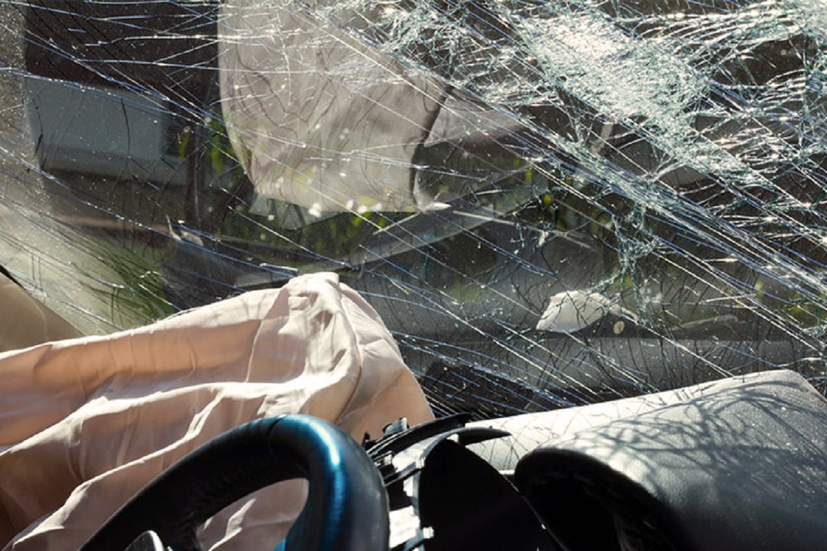 Five family members killed in crash on East-West Highway | KLSE Screener