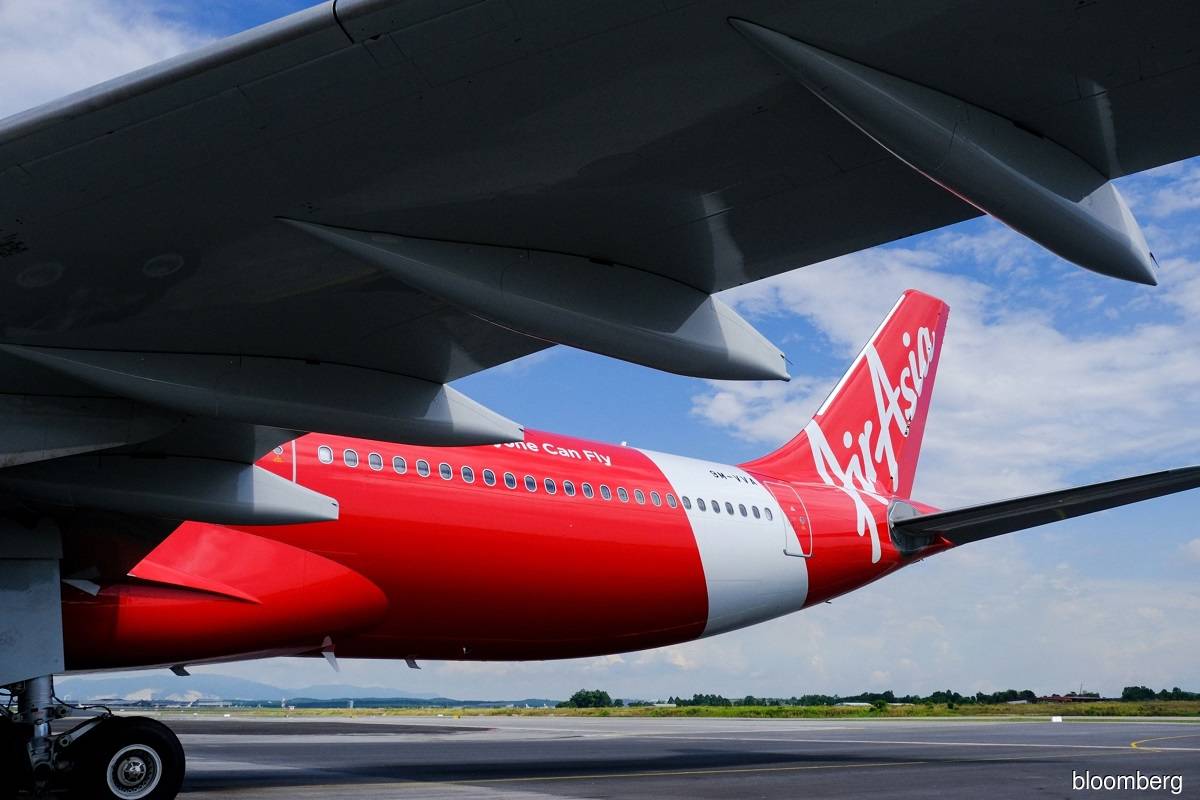 AirAsia turns to Cambodia with new airline after woes elsewhere