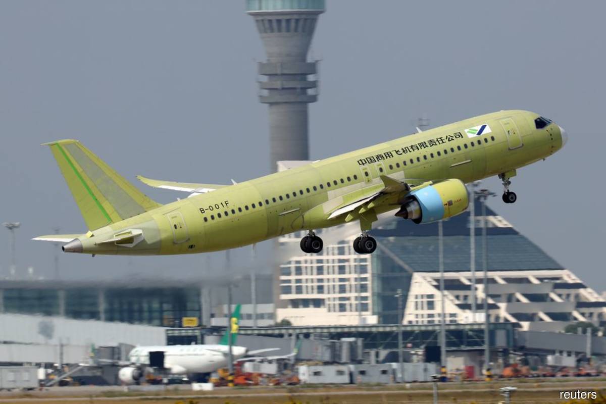 China's biggest air show to display self-sufficiency drive, military prowess