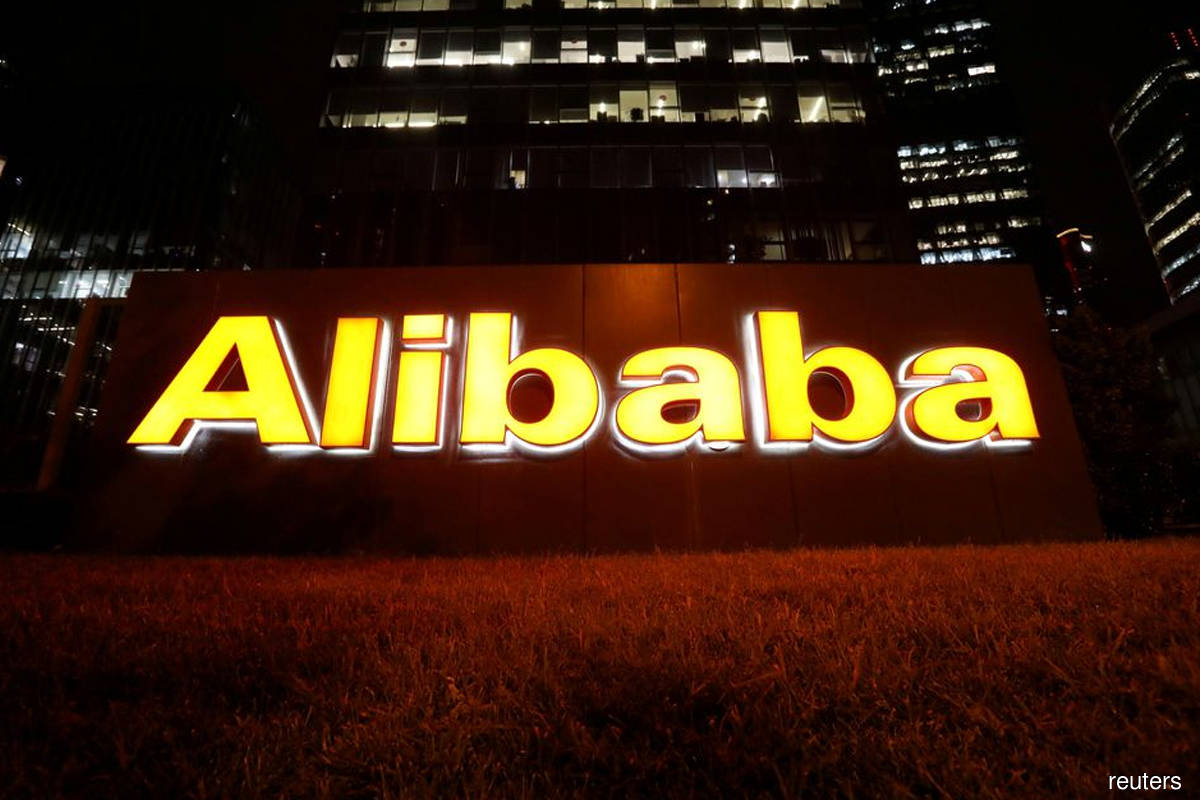 Alibaba slashes sales outlook as competition bites, demand slows