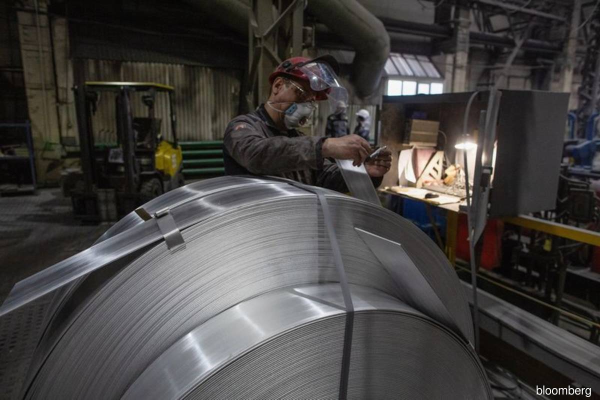 Aluminium jumps as Guinea coup attempt fuels supply concerns