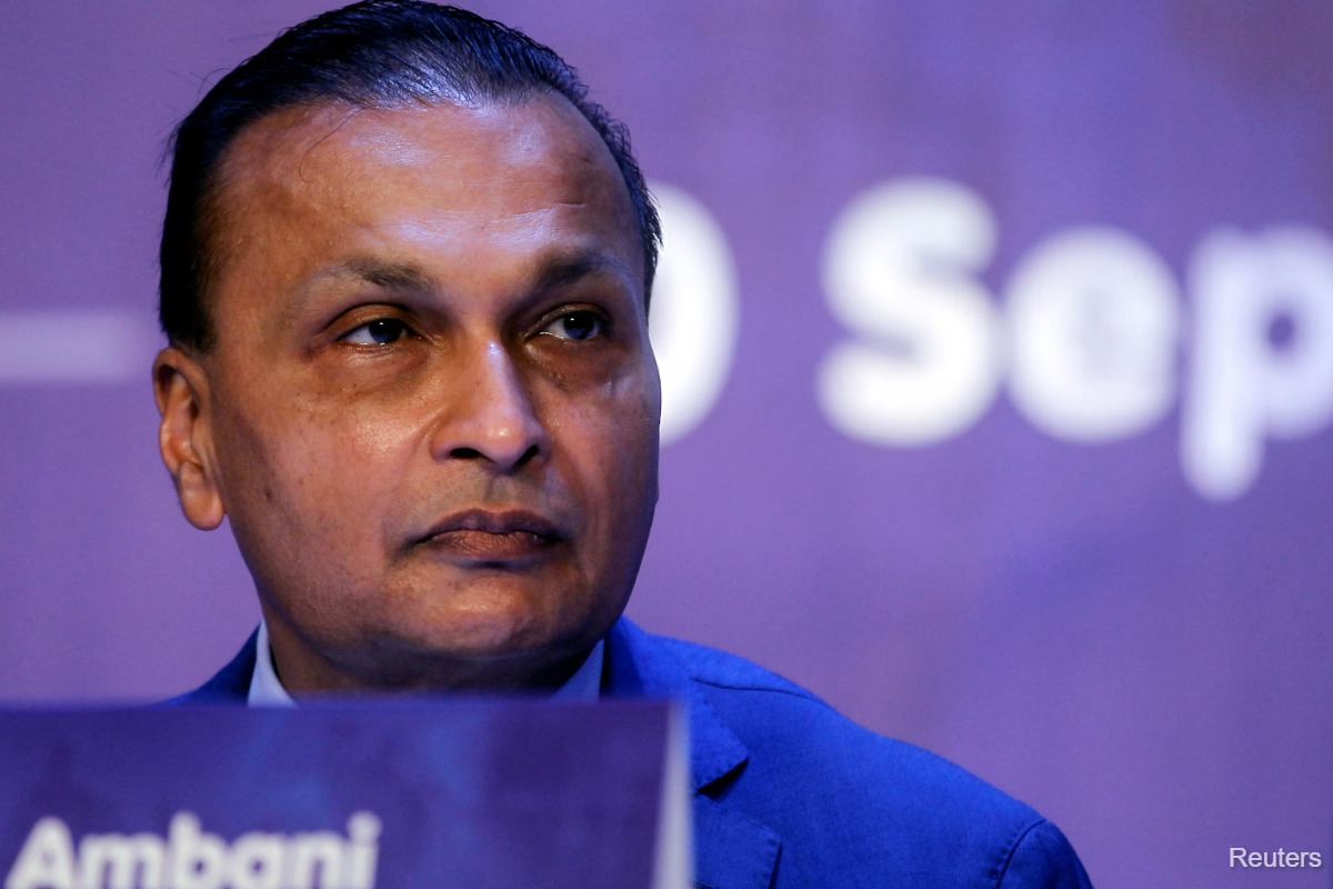 india-investigation-bureau-files-criminal-case-against-anil-ambani
