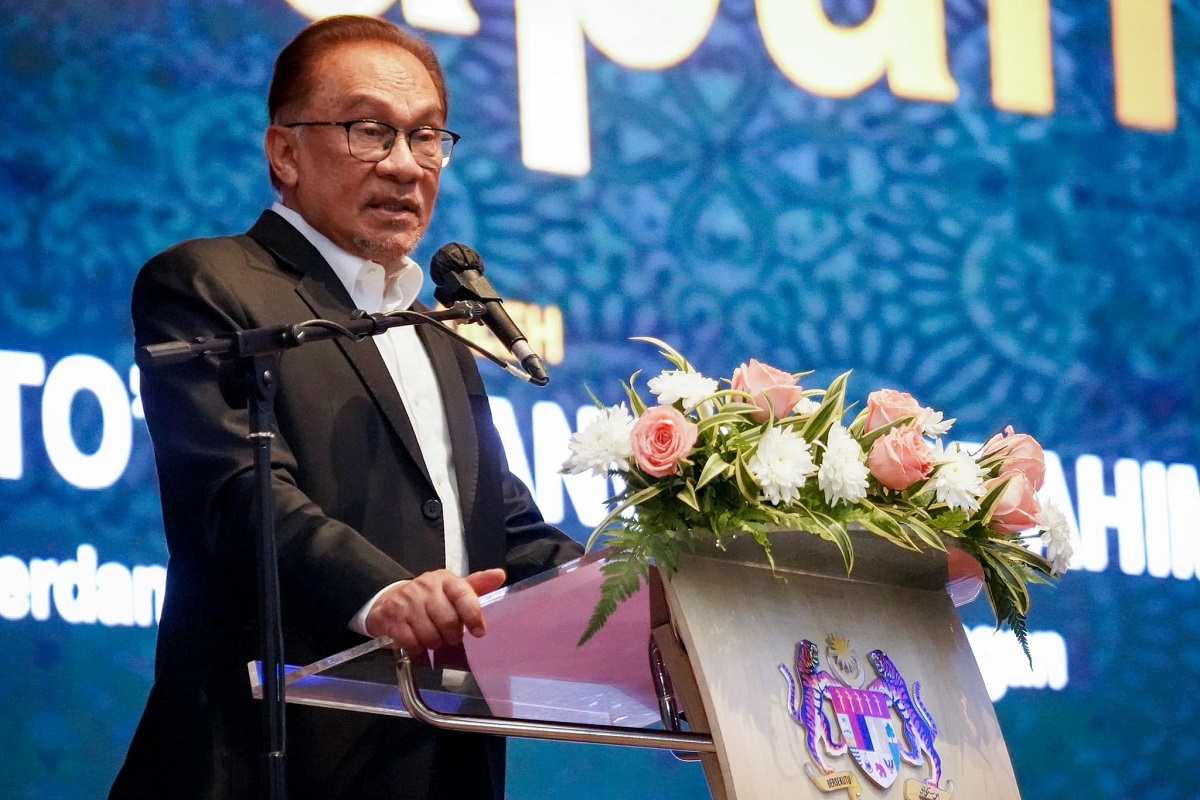 Putrajaya committed to tabling Smoking Bill next month, says PM