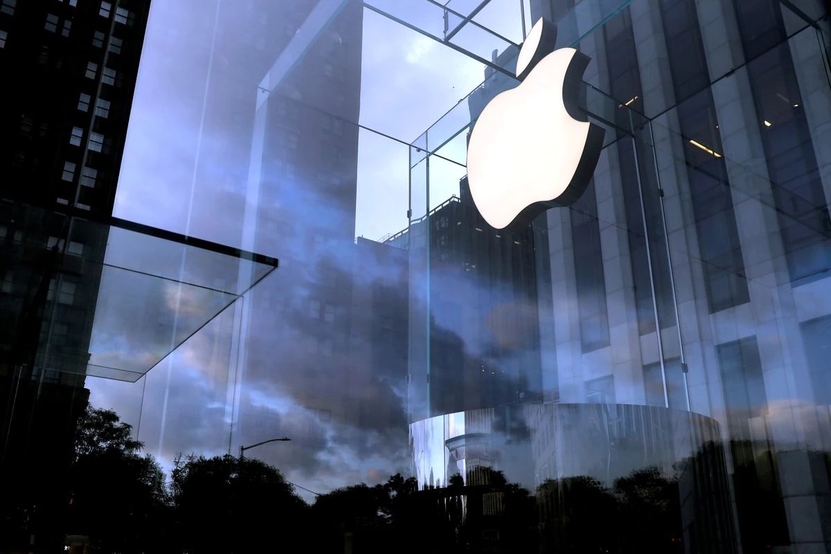 Apple expected to unveil new iPhones as part of 5G push