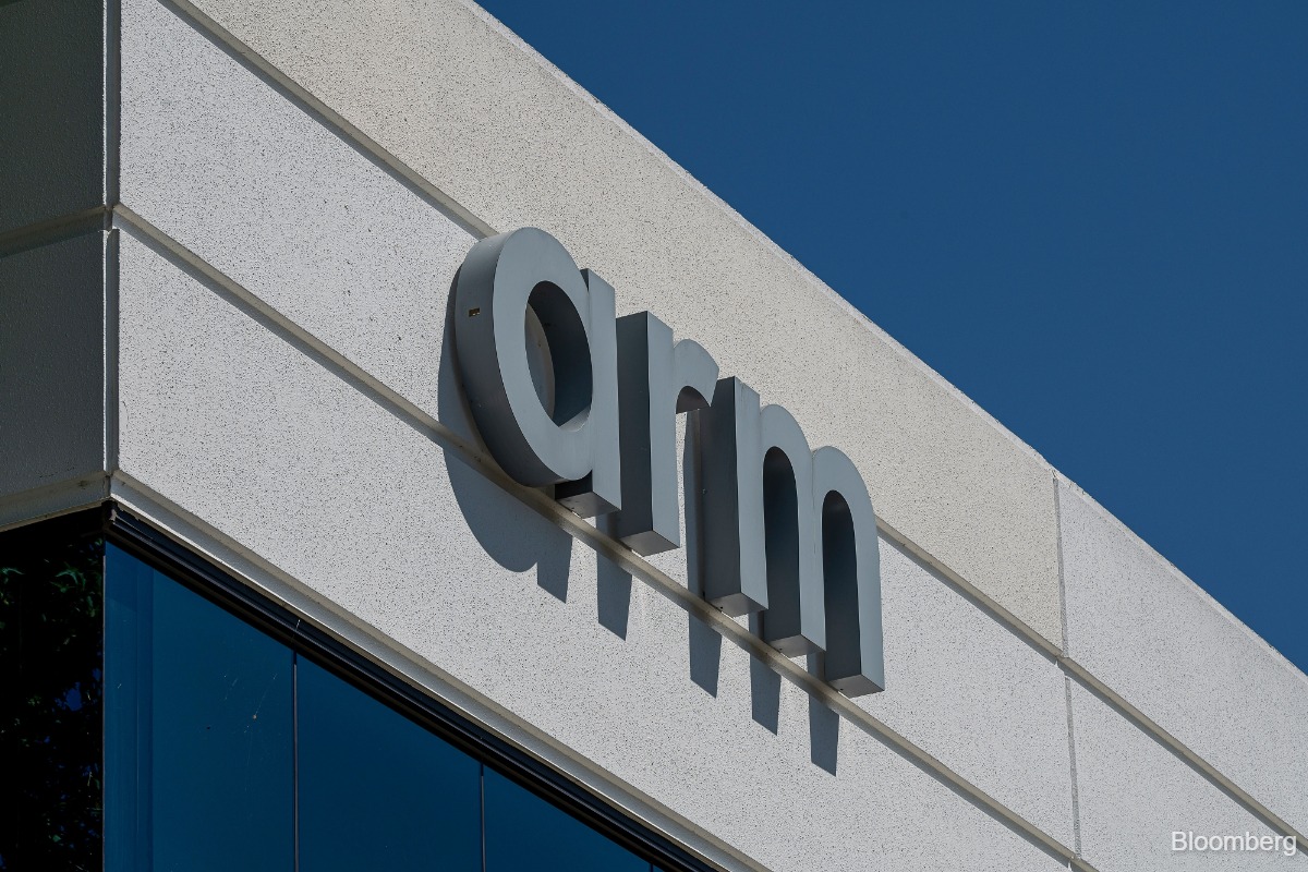 Arm to sell its own chips, eyeing sales goal of US$15 bil