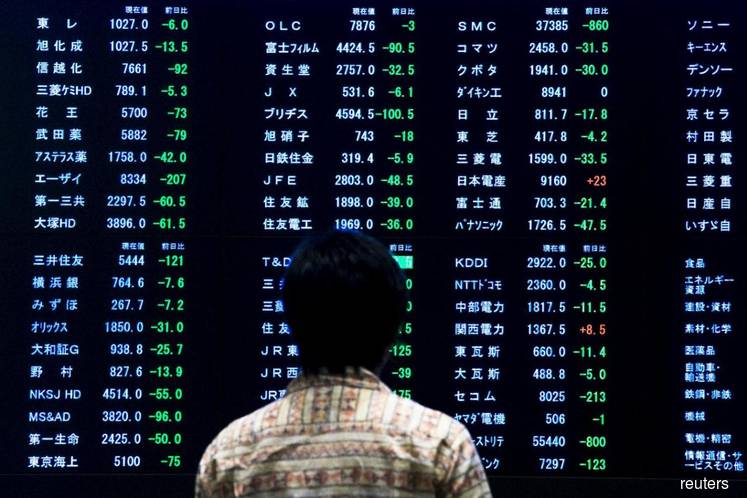 Asian stocks hit by trade confusion and HK unrest | The Edge Markets