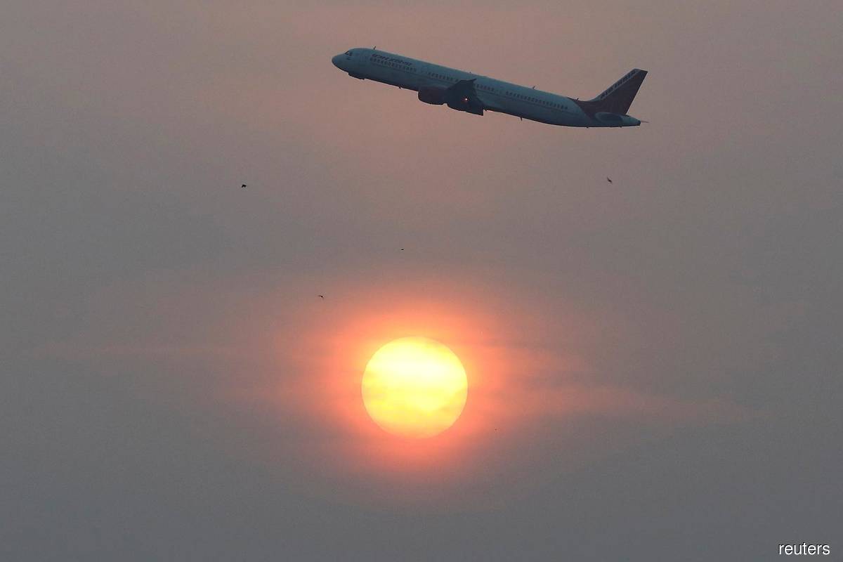 Airlines make a return to public markets in Asia