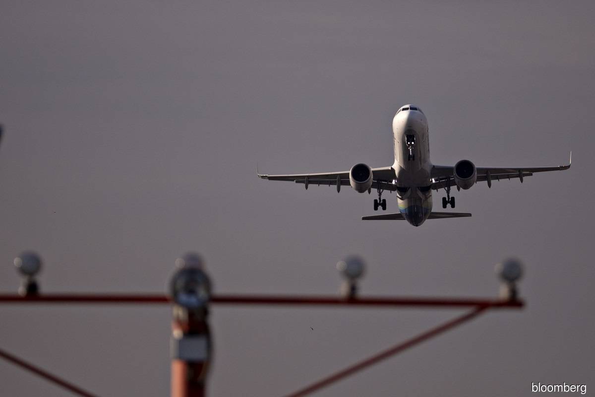 Tougher EU airport slot rules trigger Asia retaliation threat, risk industry trade war