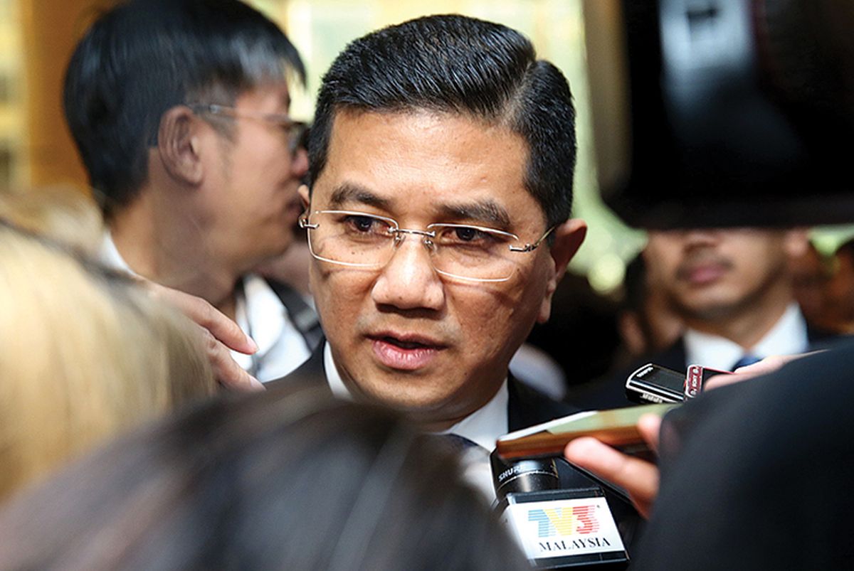 Azmin gets into shouting match with Opposition MPs over APEC summit budget
