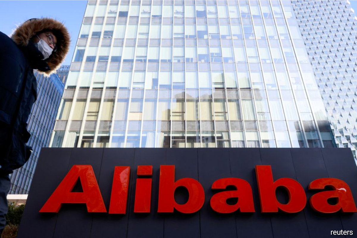 Alibaba seeks primary Hong Kong listing as US expulsion looms
