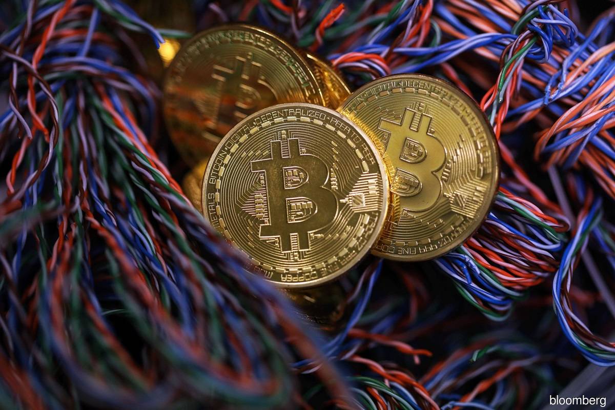 Opinion: Regulate bitcoin mining, not ban it