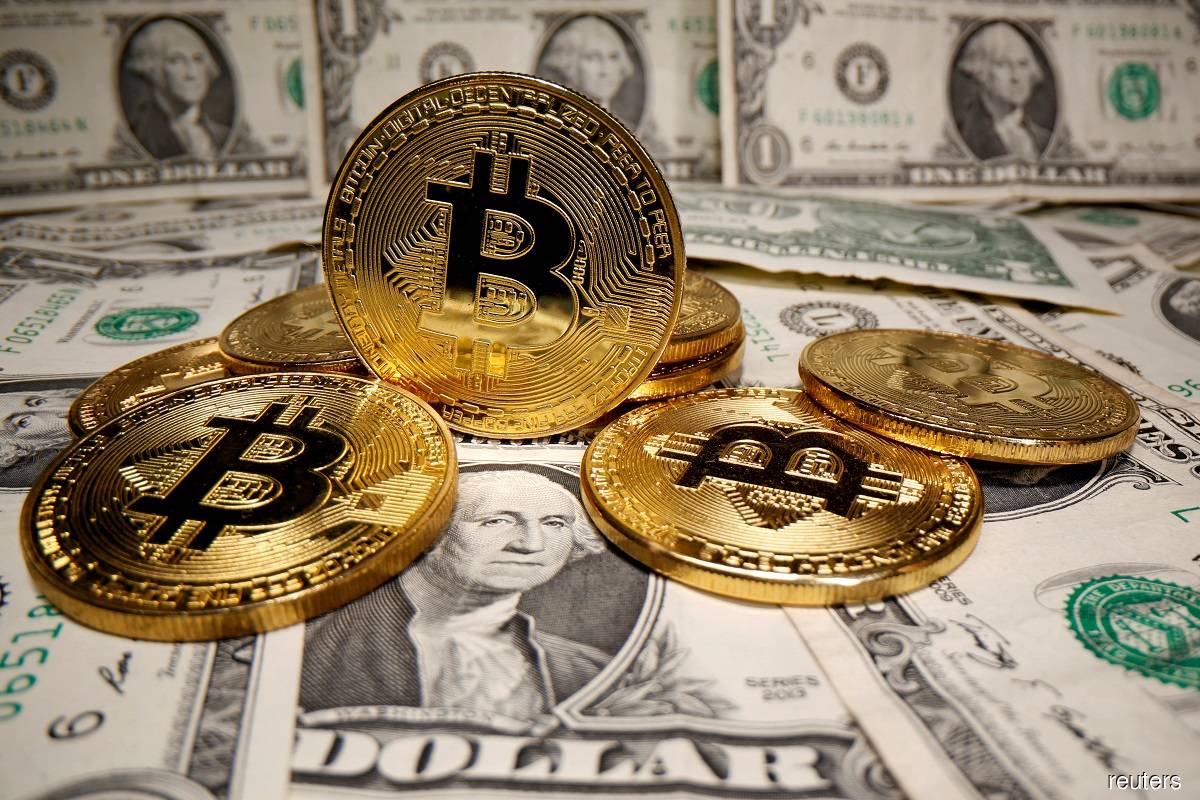 Bitcoin rises 6% as risk assets rally; Citi says at 'tipping point'