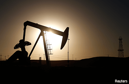 Oil rises on Clinton election optimism but dollar, OPEC doubts weigh