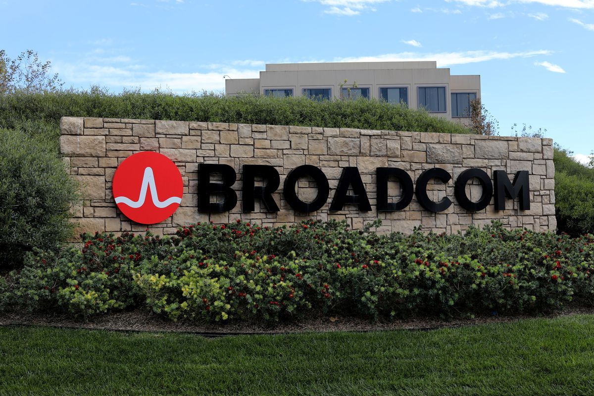 Chipmaker Broadcom to buy VMware in US$61 bil deal