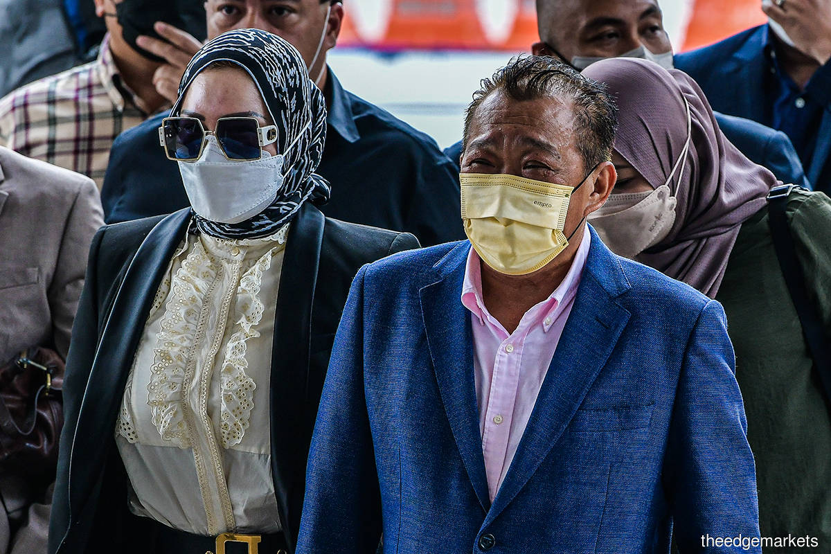 Prosecution objects to mode used by Bung Moktar, wife to seek review of court order in graft trial