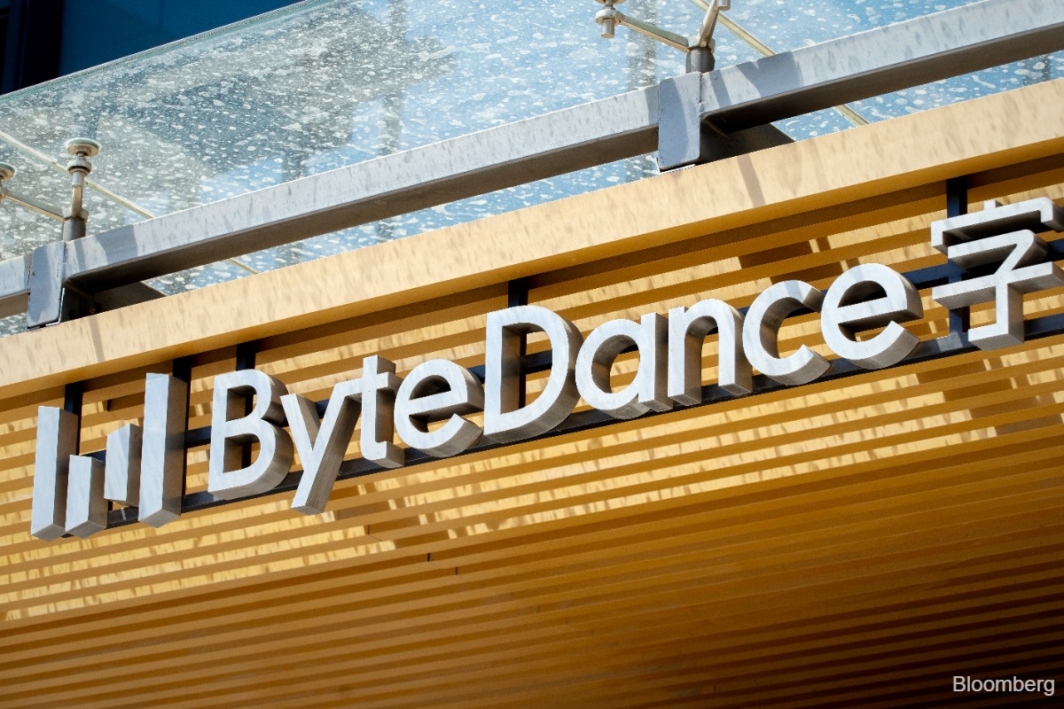Byte Dannce ByteDance weighs capex of as much as US$70b in AI push — Bloomberg