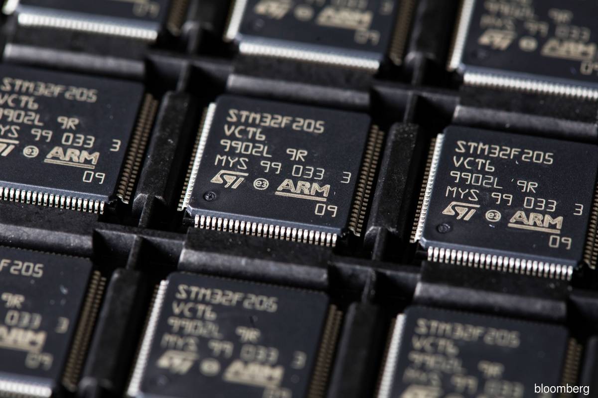SoftBank said to pitch US$10b IPO of chip designer Arm