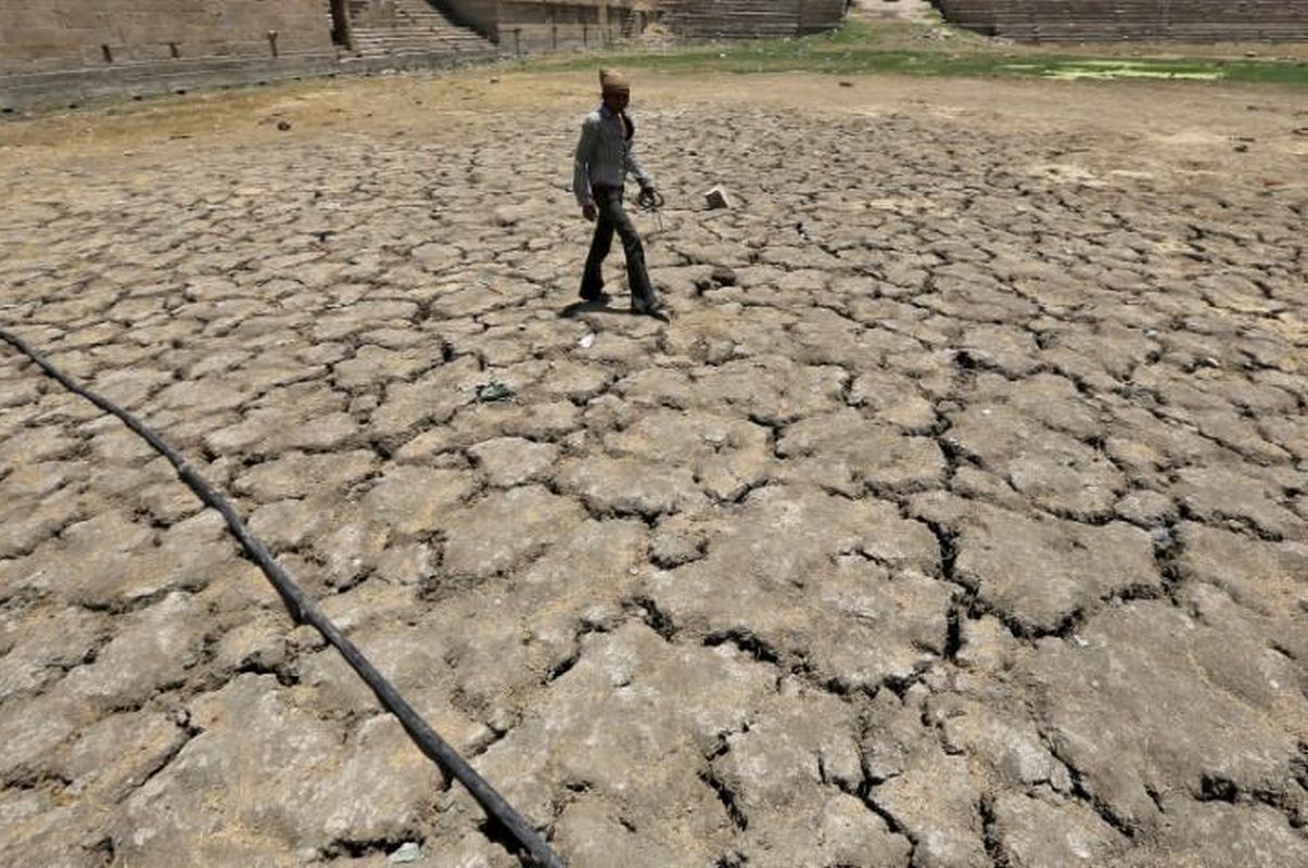Board chiefs to dwell on climate dilemma at first global summit